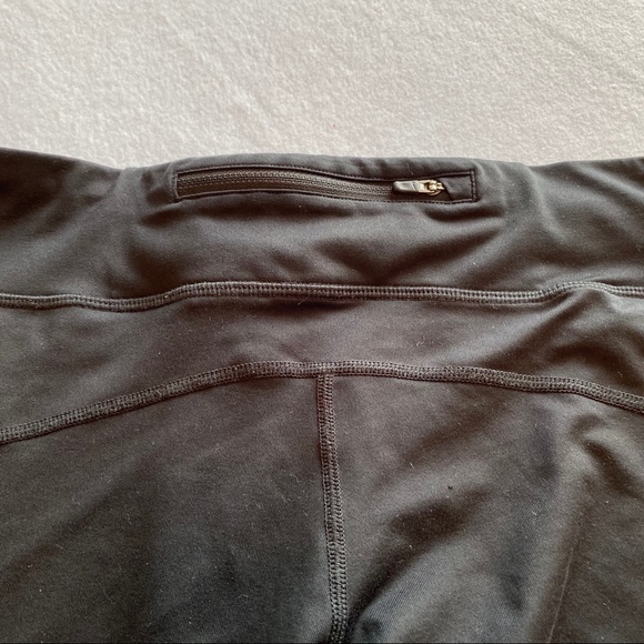 Nike Cropped Leggings - Picture 9 of 9